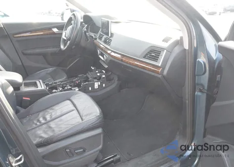 2018 Audi Q5 2.0T Premium/2.0T Tech Premium z USA, uszkodzony, nr VIN WA1BNAFY5J2108949